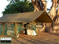 Mässtält på mobil camp. (Tarangire National Park, Tanzania)