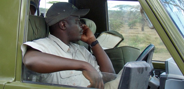 Tanzanisk guidechaufför.